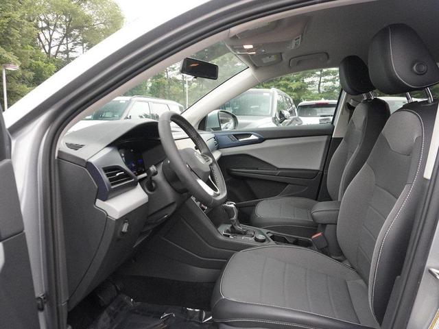 Photo of 2022 Pyrite Silver Metallic Volkswagen Taos