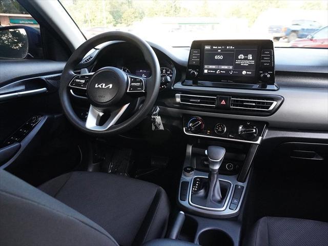 Photo of 2023 Neptune Blue Kia Seltos