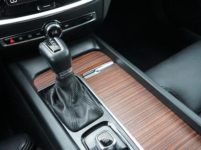 Photo of 2019 Brown Volvo S60