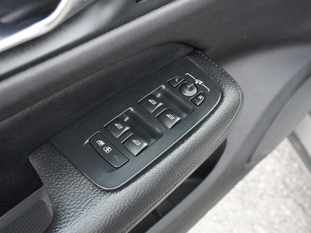 Photo of 2019 Brown Volvo S60