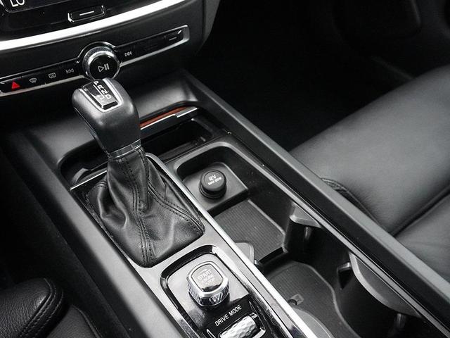 Photo of 2019 Brown Volvo S60