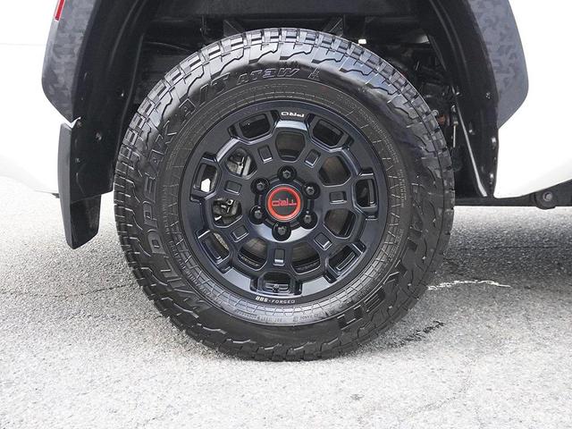 Photo of 2023 Ice Cap Toyota Tundra Hybrid