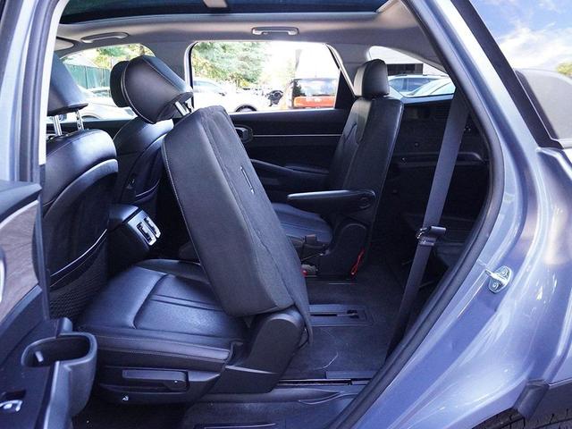 Photo of 2022 Everlasting Silver Kia Sorento