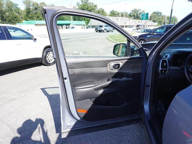 Photo of 2022 Everlasting Silver Kia Sorento