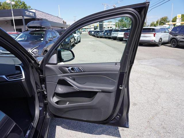 Photo of 2023 Carbon Black Metallic BMW X5