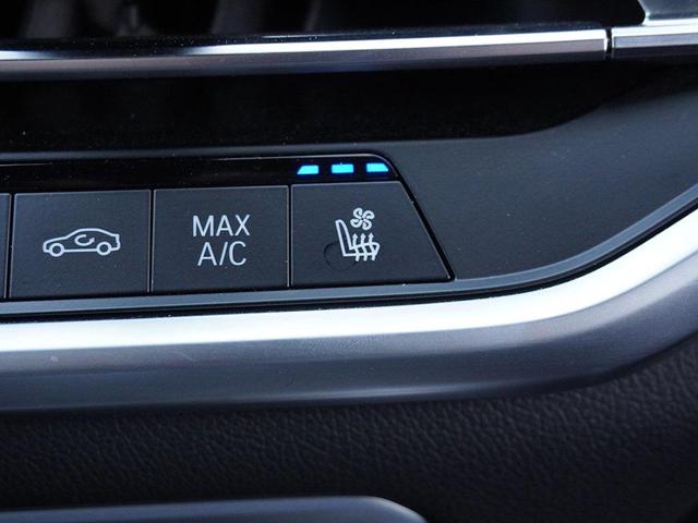 Photo of 2023 Carbon Black Metallic BMW X5