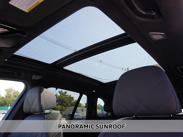 Photo of 2023 Carbon Black Metallic BMW X5