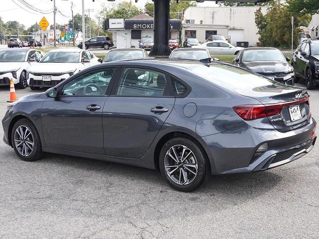 Photo of 2023 Gravity Gray Kia Forte