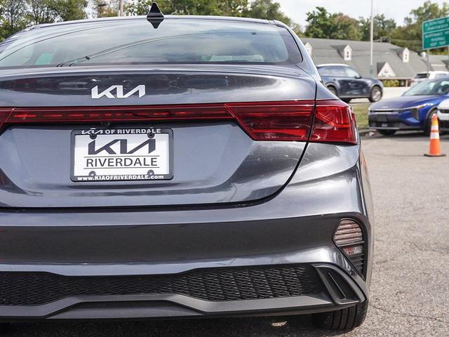 Photo of 2023 Gravity Gray Kia Forte