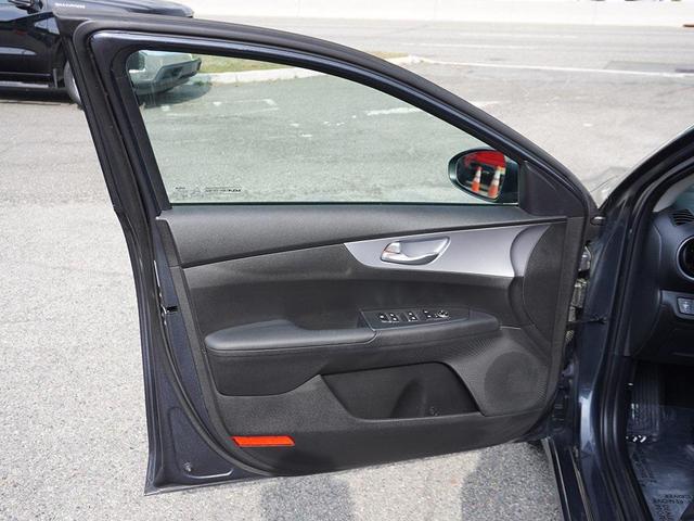 Photo of 2023 Gravity Gray Kia Forte