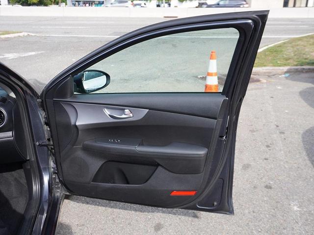 Photo of 2023 Gravity Gray Kia Forte