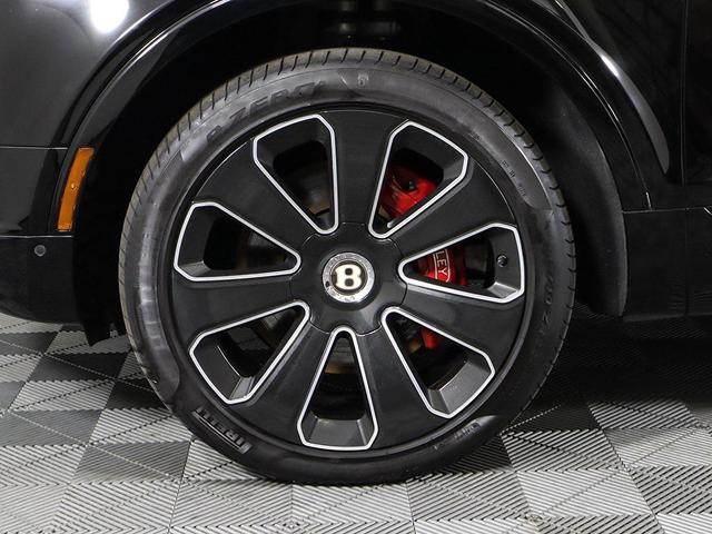 Photo of 2020 Black Bentley Bentayga