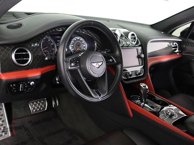 Photo of 2020 Black Bentley Bentayga