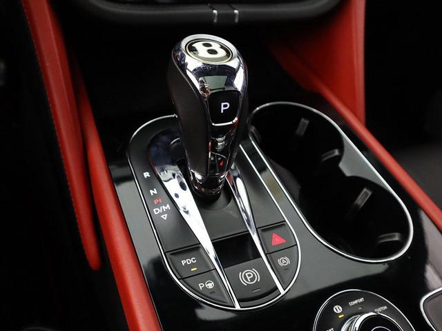Photo of 2020 Black Bentley Bentayga
