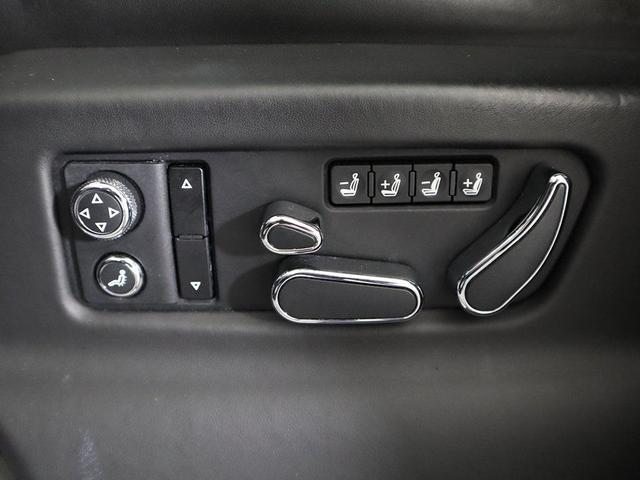 Photo of 2020 Black Bentley Bentayga