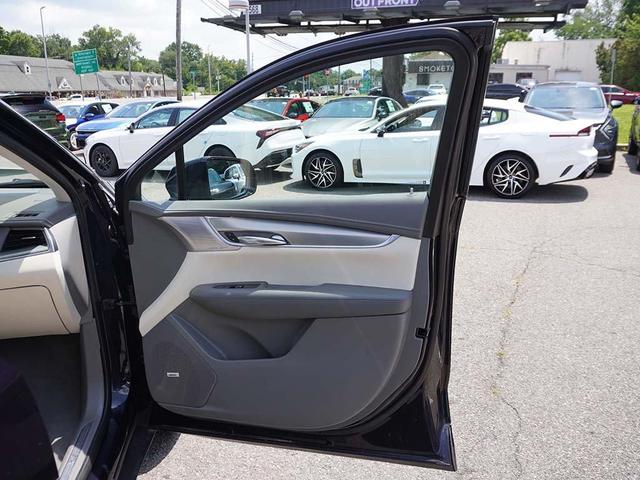 Photo of 2022 Dark Moon Blue Metallic Cadillac XT5
