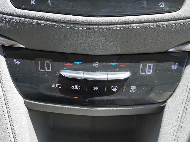 Photo of 2022 Dark Moon Blue Metallic Cadillac XT5