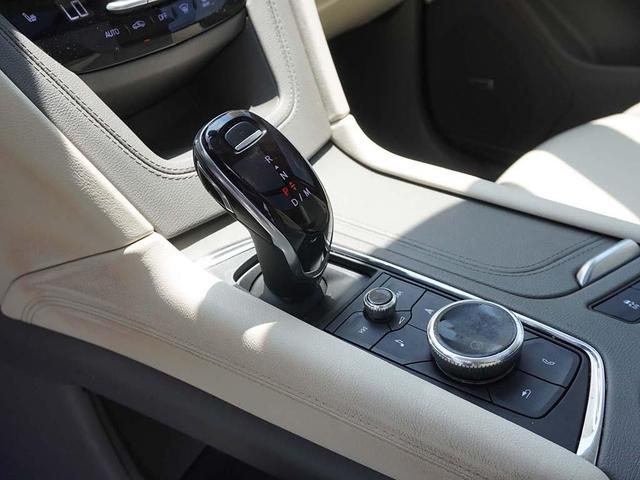 Photo of 2022 Dark Moon Blue Metallic Cadillac XT5