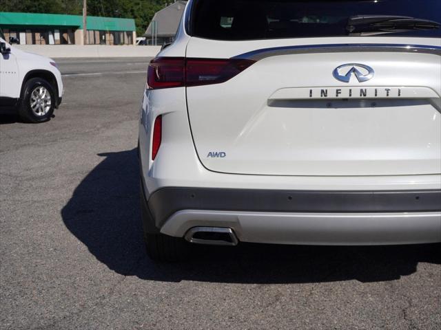 Photo of 2022 Majestic White INFINITI QX50