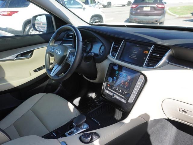 Photo of 2022 Majestic White INFINITI QX50