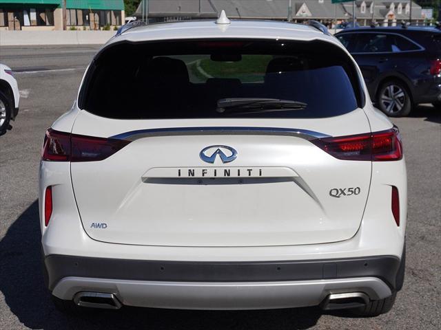 Photo of 2022 Majestic White INFINITI QX50