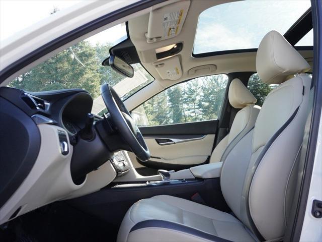 Photo of 2022 Majestic White INFINITI QX50