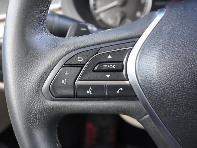 Photo of 2022 Majestic White INFINITI QX50