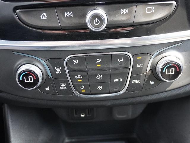 Photo of 2023 Mosaic Black Metallic Chevrolet Traverse