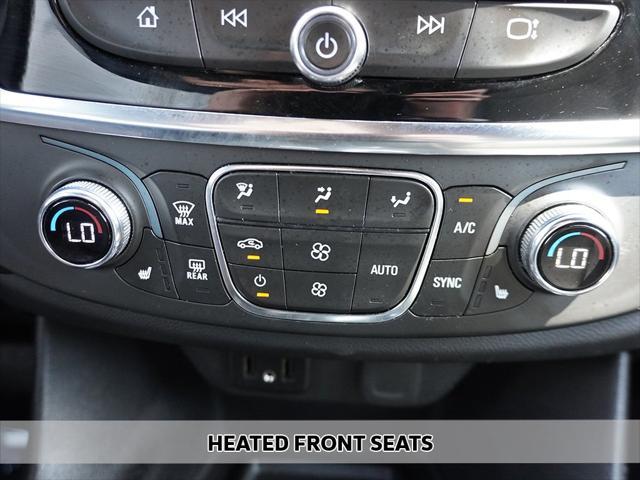 Photo of 2023 Mosaic Black Metallic Chevrolet Traverse