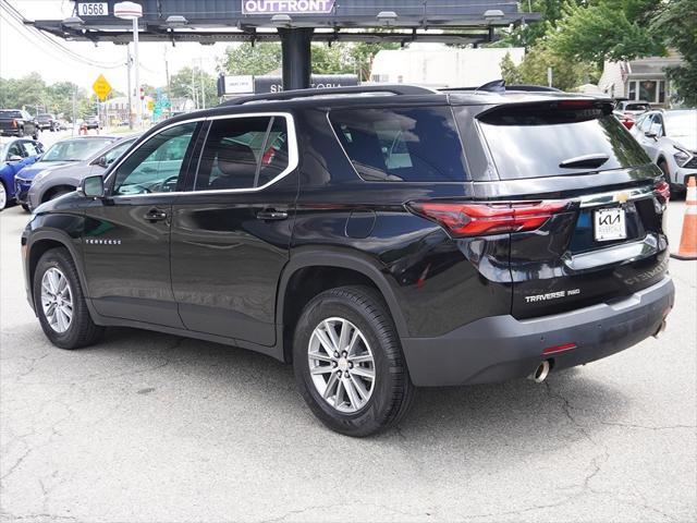 Photo of 2023 Mosaic Black Metallic Chevrolet Traverse