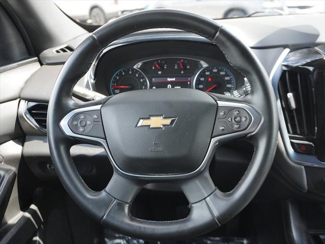 Photo of 2023 Mosaic Black Metallic Chevrolet Traverse