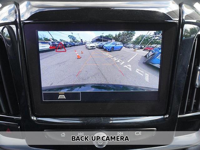 Photo of 2023 Mosaic Black Metallic Chevrolet Traverse