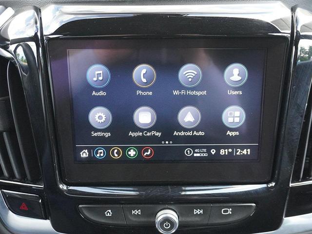 Photo of 2023 Mosaic Black Metallic Chevrolet Traverse