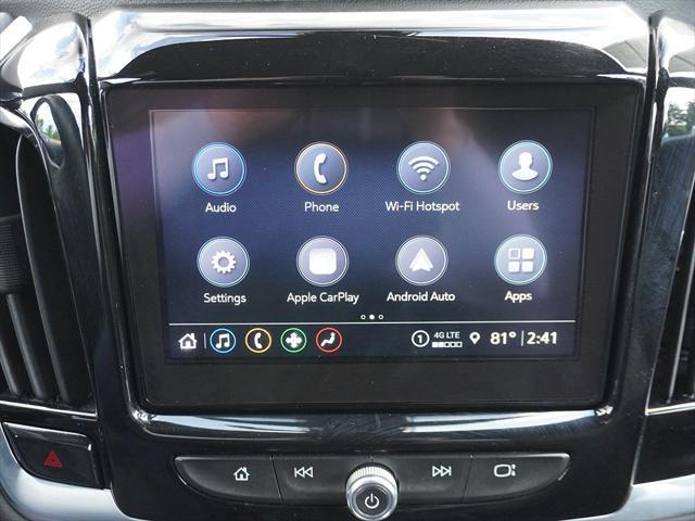 Photo of 2023 Mosaic Black Metallic Chevrolet Traverse