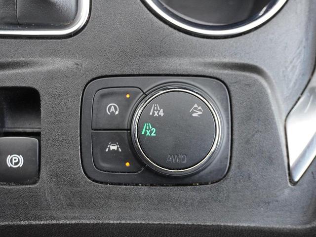 Photo of 2023 Mosaic Black Metallic Chevrolet Traverse