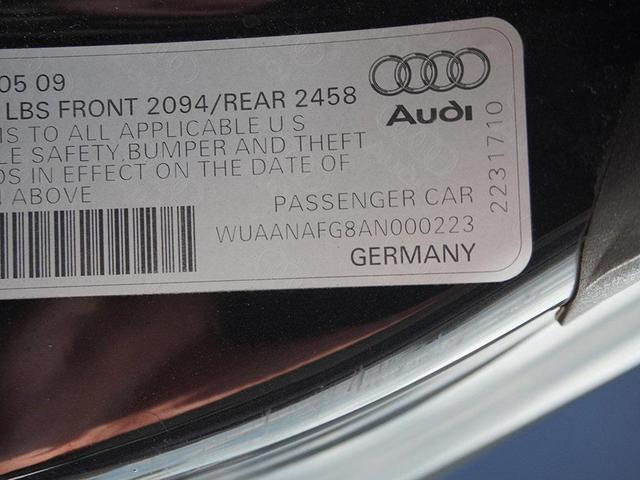 Photo of 2010 Phantom Black Pearl Effect/Lava Gray Audi R8