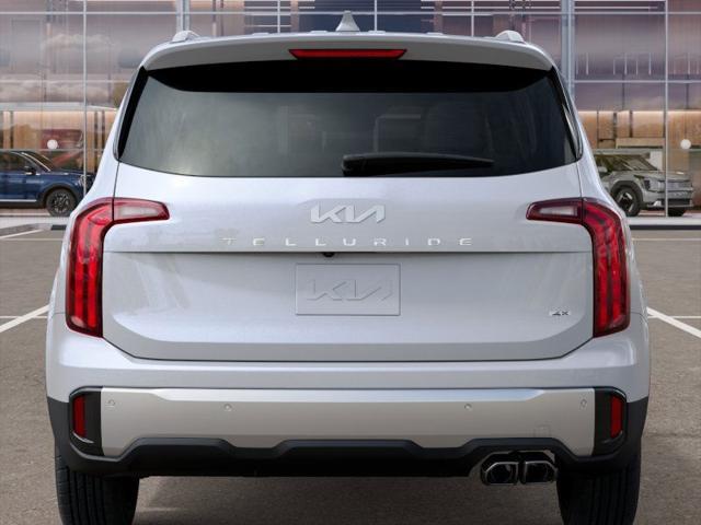 Photo of 2025 Glacial White Pearl Kia Telluride