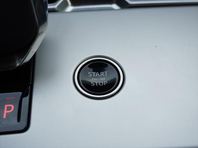 Photo of 2024 Black Land Rover Range Rover