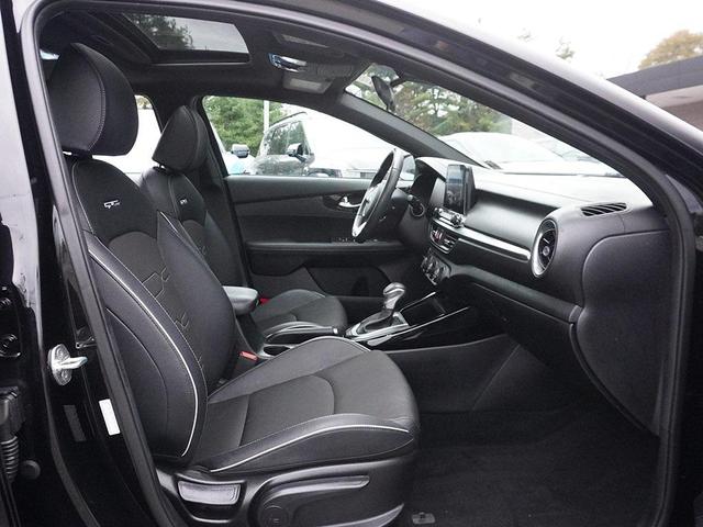 Photo of 2020 Aurora Black Kia Forte