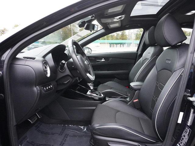 Photo of 2020 Aurora Black Kia Forte