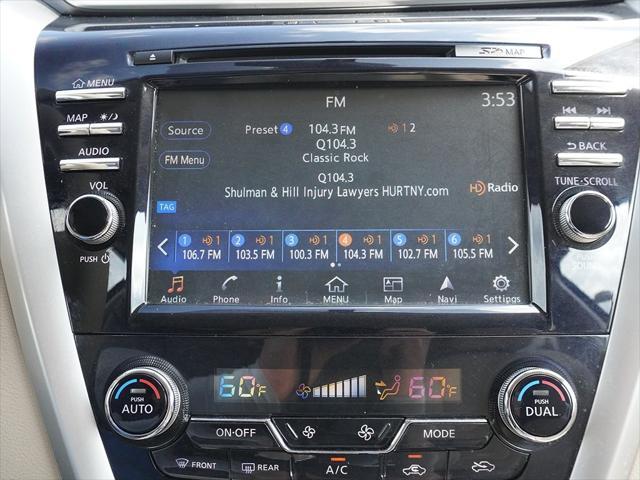 Photo of 2017 Pearl White Nissan Murano