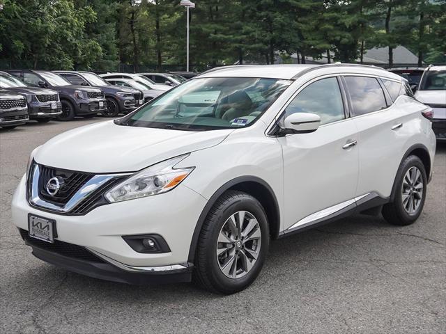 Photo of 2017 Pearl White Nissan Murano