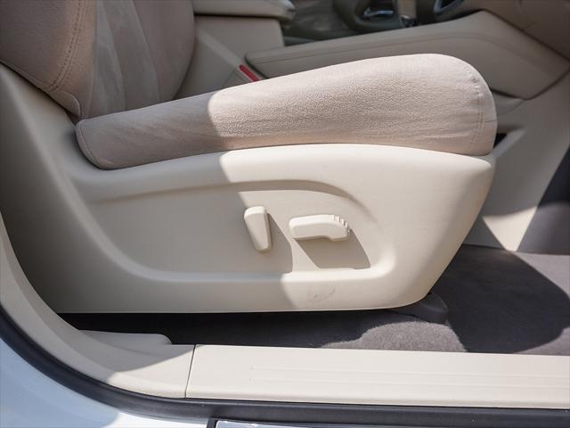 Photo of 2017 Pearl White Nissan Murano