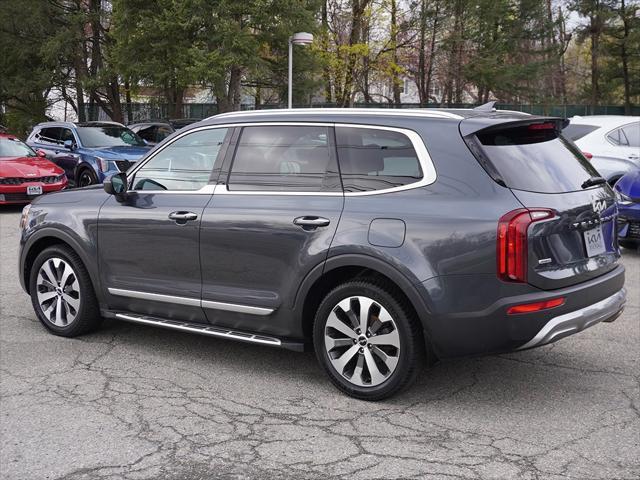 Photo of 2022 Gravity Grey Kia Telluride