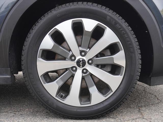 Photo of 2022 Gravity Grey Kia Telluride