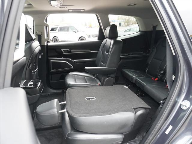 Photo of 2022 Gravity Grey Kia Telluride