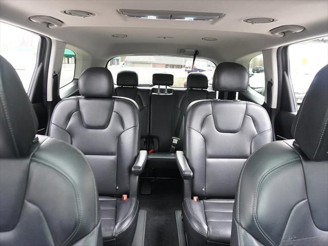 Photo of 2022 Gravity Grey Kia Telluride