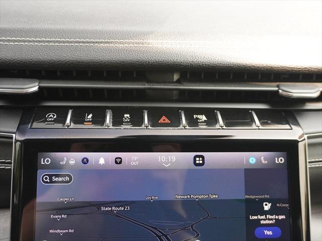 Photo of 2022 Rocky Mountain Pearlcoat Jeep Grand Cherokee L