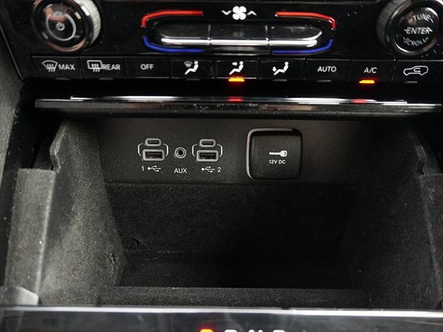 Photo of 2022 Rocky Mountain Pearlcoat Jeep Grand Cherokee L