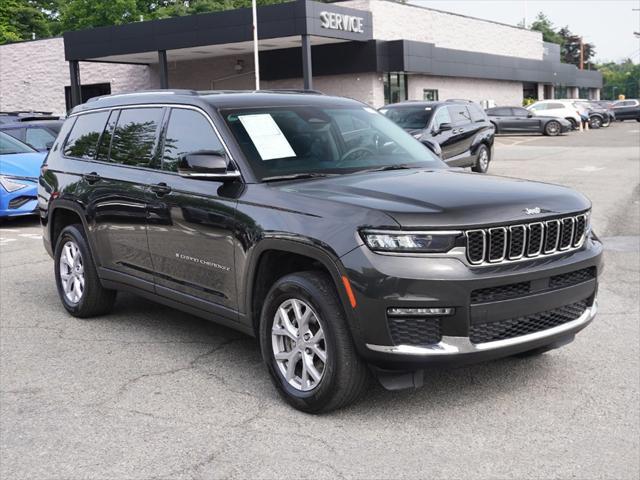 Photo of 2022 Rocky Mountain Pearlcoat Jeep Grand Cherokee L
